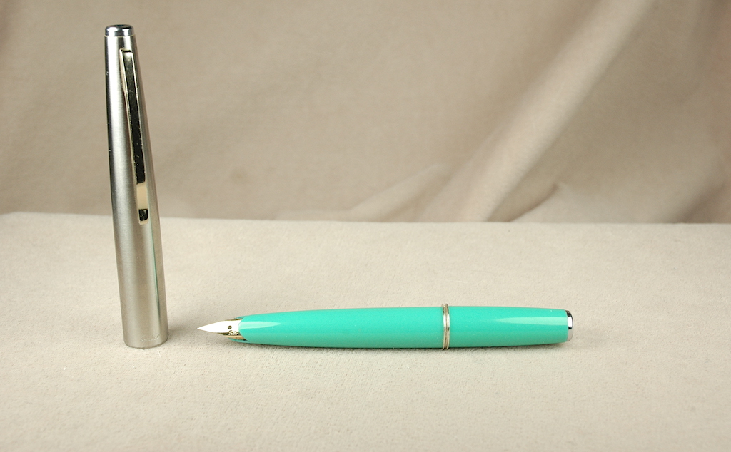 Pre-Owned Pens: 6485: Sailor: F Mini Fountain Pen